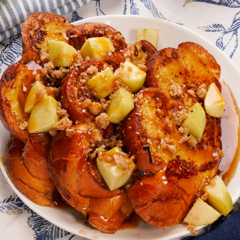 CR_10.20.22_CaramelAppleCrumbleFrenchToast_Recipe