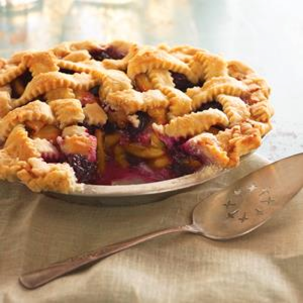 fresh-two-berry-peach-pie