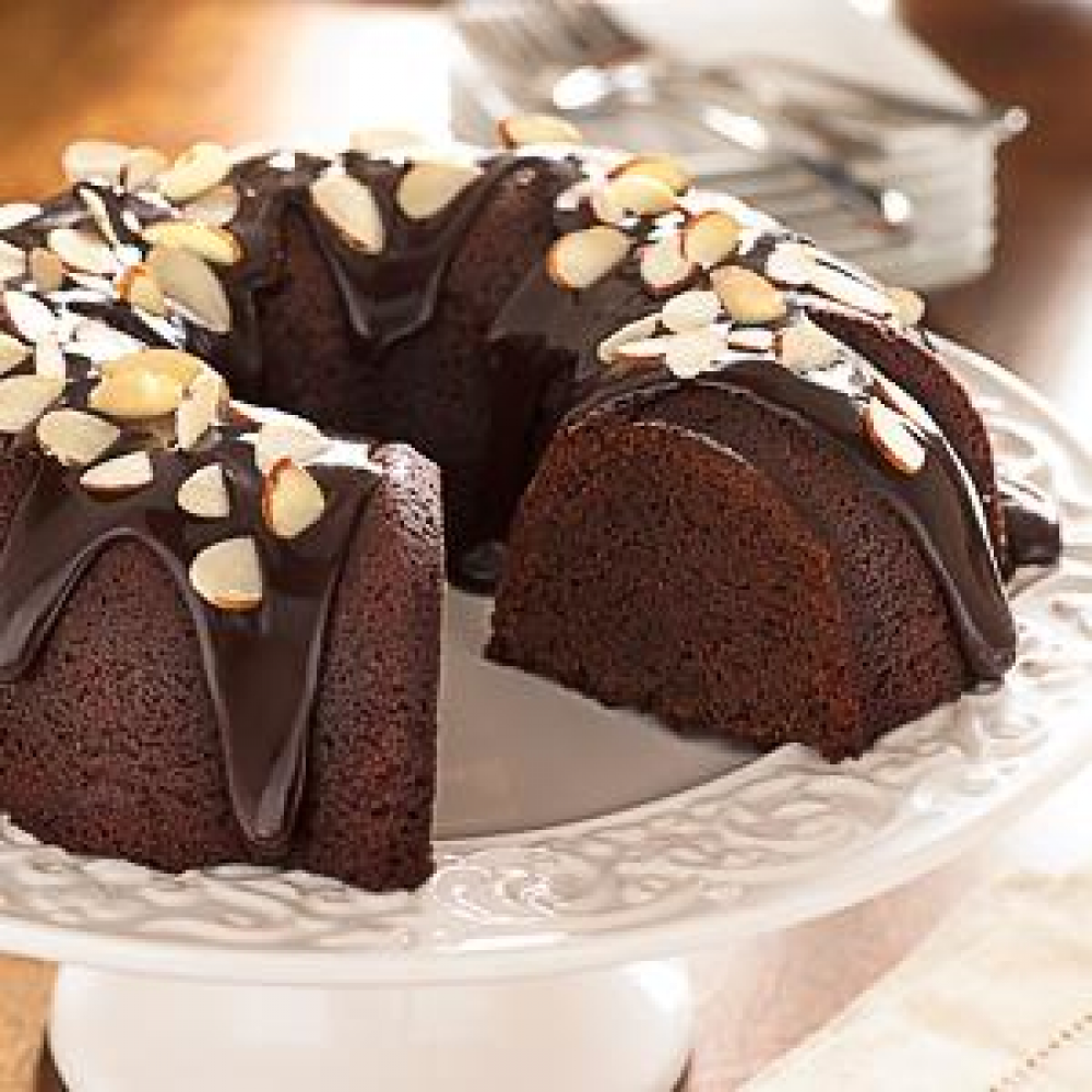 mexican-chocolate-cake-with-mocha-glaze