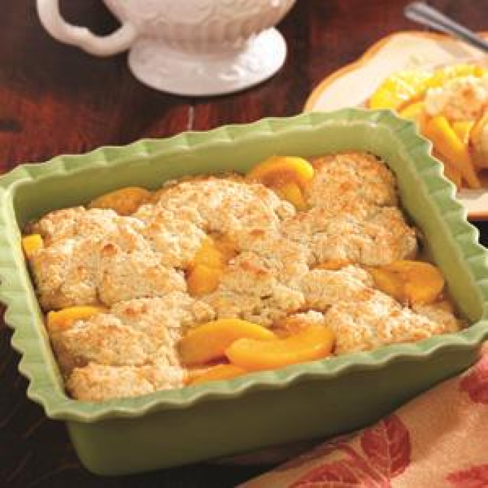 seasonal-fruit-cobbler