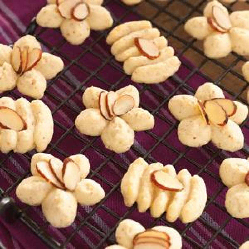 swedish-almond-spritz-cookies